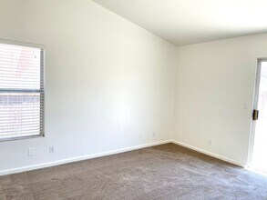 3624 Glenridge Ave in Rosamond, CA - Building Photo - Building Photo