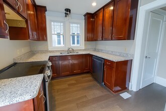 1517 Russell Ave N in Minneapolis, MN - Building Photo - Building Photo