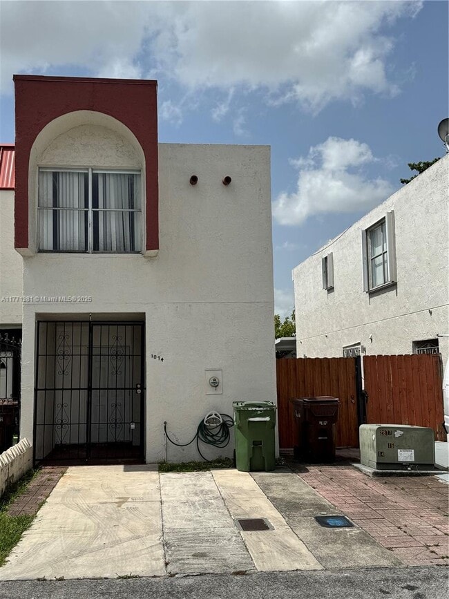property at 1074 W 38th St