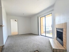 Bennett Place Apartments in Dallas, TX - Foto de edificio - Building Photo