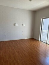 11521 NW 79th Ln in Medley, FL - Building Photo - Building Photo