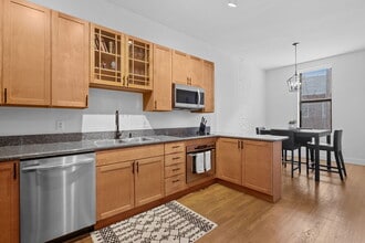 1702 S Tucker Blvd, Unit A in St. Louis, MO - Foto de edificio - Building Photo