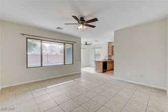 4229 W Galapagos Ave in North Las Vegas, NV - Building Photo - Building Photo