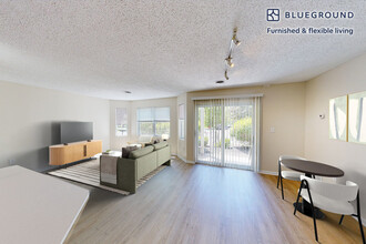 1 Arboretum Way in Burlington, MA - Building Photo - Building Photo