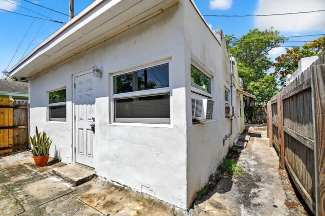 property at 412 Macy St