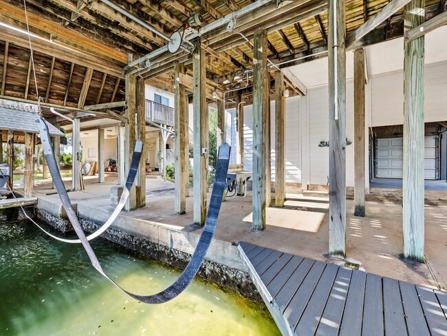 property at 334 Paradise Dr