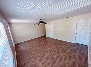 2013 Ashley Lakes Dr in Odessa, FL - Building Photo - Building Photo