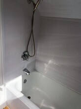 9214 S Chicago Rd in Oak Creek, WI - Building Photo - Building Photo