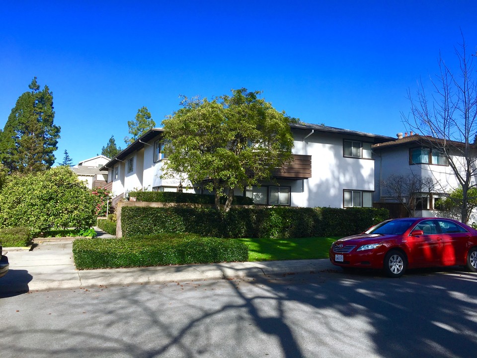270 Waverley St in Menlo Park, CA - Building Photo