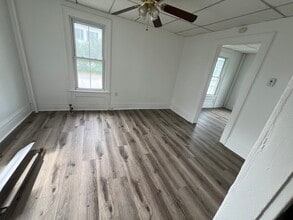 167 Salem St, Unit 1 in Port Ewen, NY - Building Photo - Building Photo