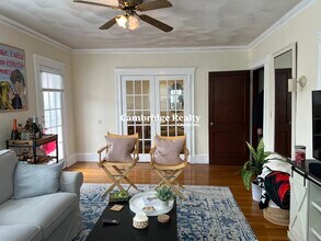 66 Craigie St, Unit 3T in Somerville, MA - Building Photo - Building Photo