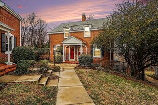 3342 S Wakefield St in Arlington, VA - Building Photo