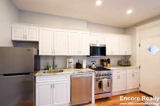 185 Chestnut Hill Ave in Boston, MA - Building Photo - Building Photo