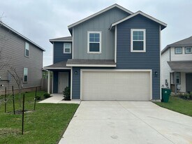 557 Autumn Blaze in Canyon Lake, TX - Building Photo