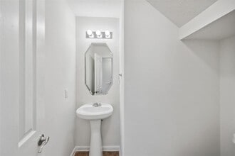 12047 Belle Ct in Pinehurst, TX - Building Photo - Building Photo