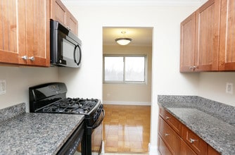 Middlebrooke Apartments in Bethesda, MD - Foto de edificio - Interior Photo