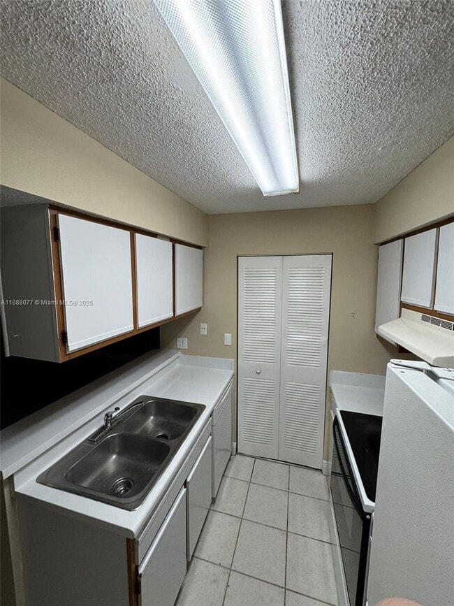 property at 1225 SW 46th Ave