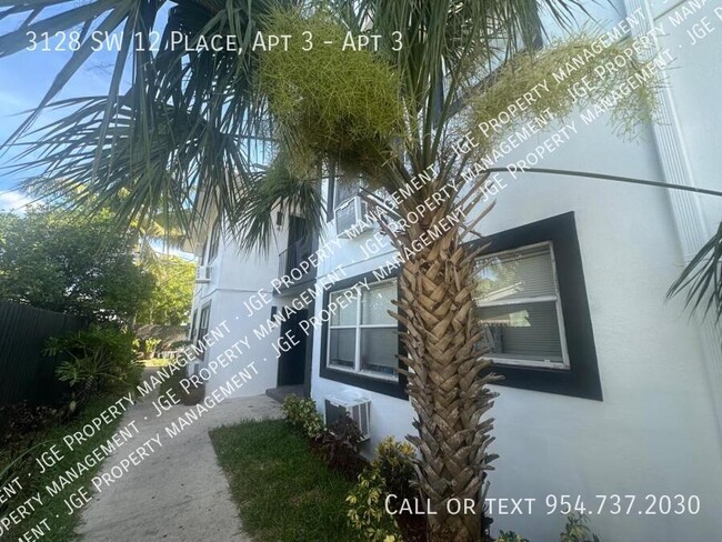 3128 SW 12th Pl in Fort Lauderdale, FL - Building Photo - Building Photo