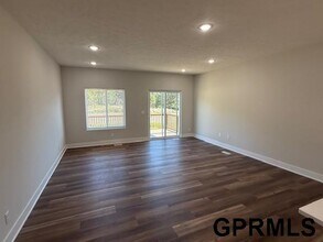 1605 Jefferson Ct in Bellevue, NE - Building Photo - Building Photo