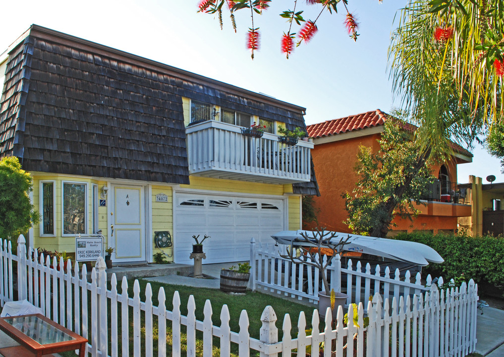 34072 El Encanto Ave in Dana Point, CA - Building Photo