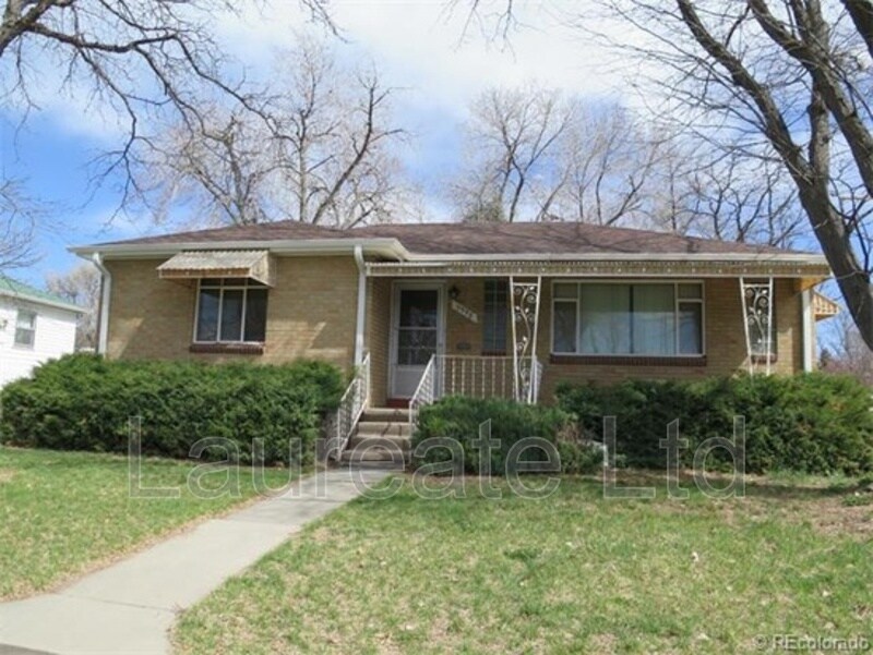5998 S Hill St in Littleton, CO - Building Photo