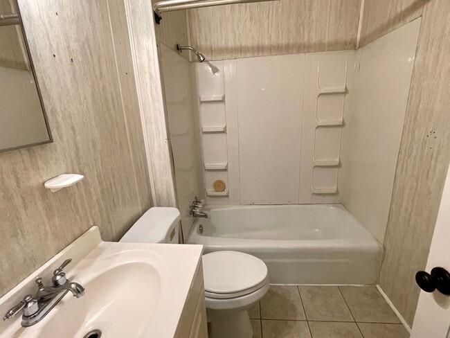 property at 605 E Main St