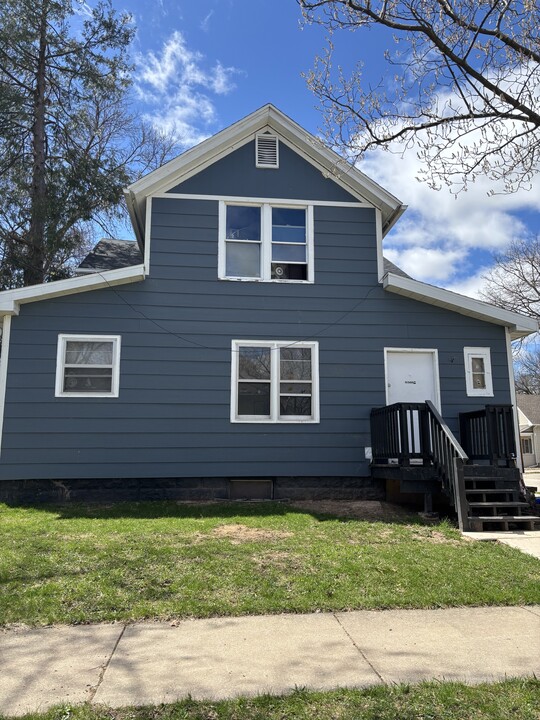 521 S Story St in Appleton, WI - Foto de edificio