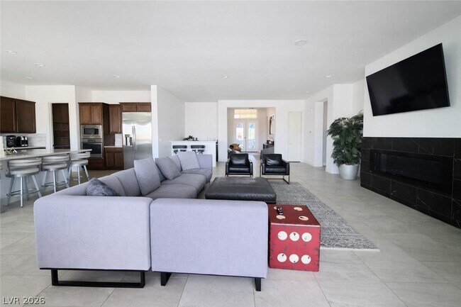 11386 Villa Bellagio Dr in Las Vegas, NV - Building Photo - Building Photo