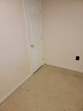 11708 Locust Dale Ct in Bowie, MD - Foto de edificio - Building Photo