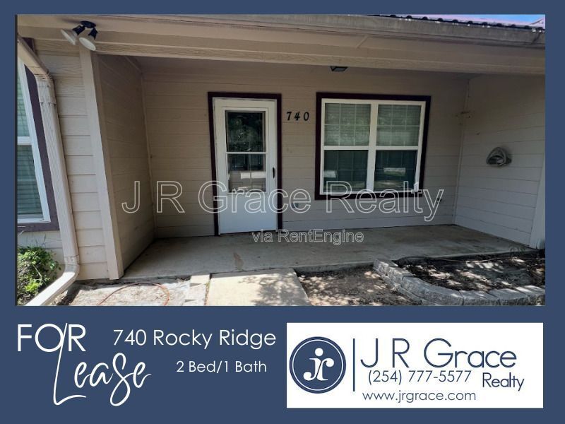740 Rocky Ridge Flatts in Gainesville, TX - Building Photo
