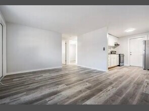 1707 E Idell St in Tampa, FL - Foto de edificio - Building Photo