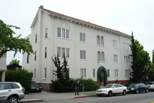 2626 Ashby Ave Apartments