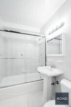 330 W 45th St in New York, NY - Building Photo - Building Photo