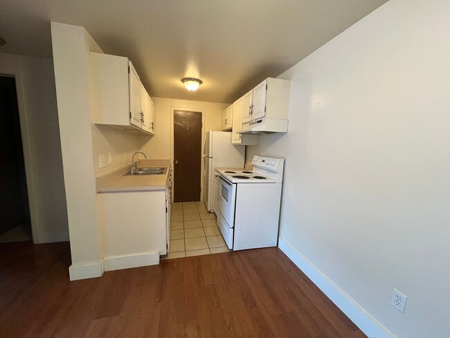 1005 Robertson St in Fort Collins, CO - Building Photo - Building Photo