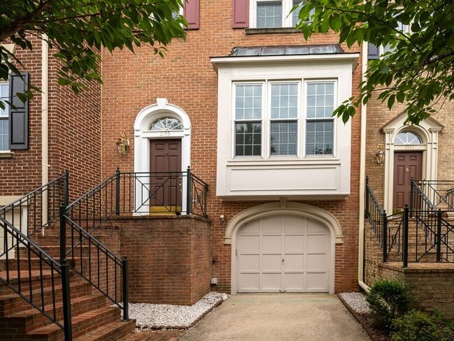 property at 2155 Wolftrap Ct