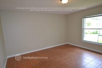 415 Sandpiper Ct in Edgewater, FL - Building Photo - Building Photo