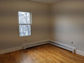 25 Hooper St, Unit 2 in Chelsea, MA - Building Photo - Building Photo
