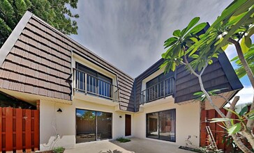 2313 Vista Oaks Cir NE in Palm Bay, FL - Building Photo - Building Photo