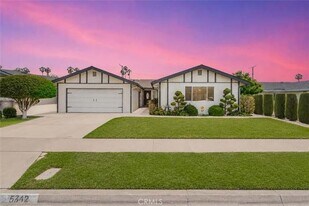 5362 Trinette Ave in Garden Grove, CA - Building Photo
