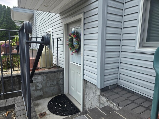 property at 44 Inwood Rd