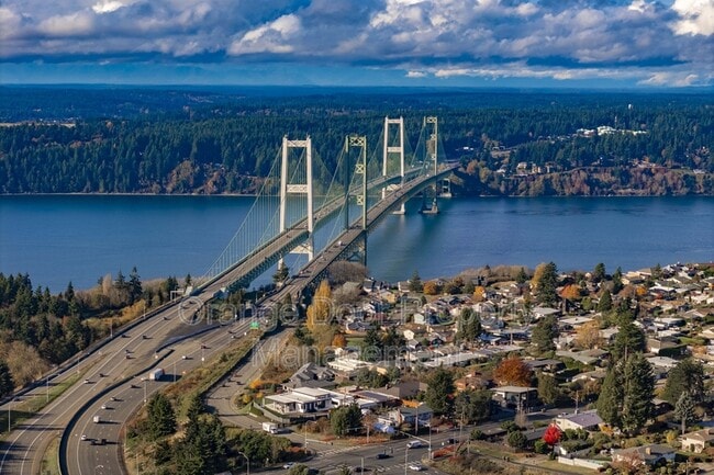 7304 N Skyview Pl in Tacoma, WA - Building Photo - Building Photo