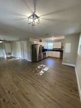 2928 Blount Rd in Dover, FL - Building Photo - Building Photo