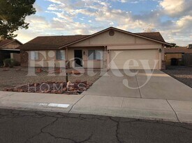 8923 W Harmont Dr in Peoria, AZ - Building Photo