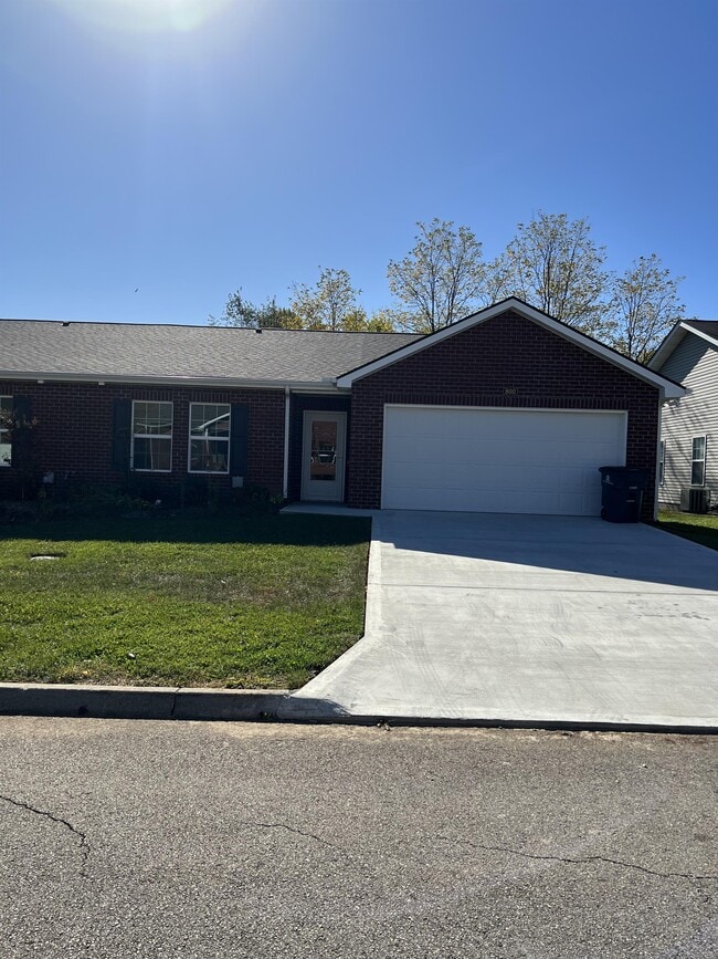 property at 800 Spring Park Rd