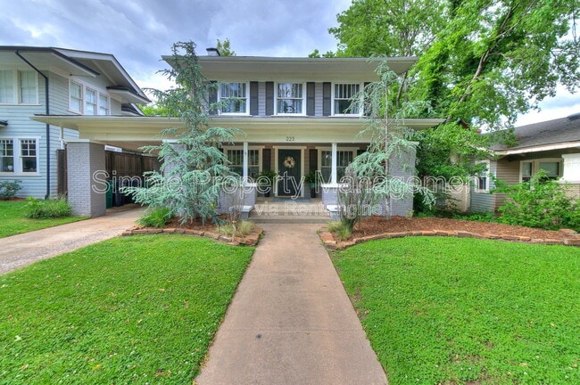 property at 223 NW 21st St