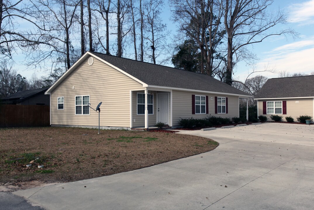 136 Moosehart Ave in Jacksonville, NC - Building Photo