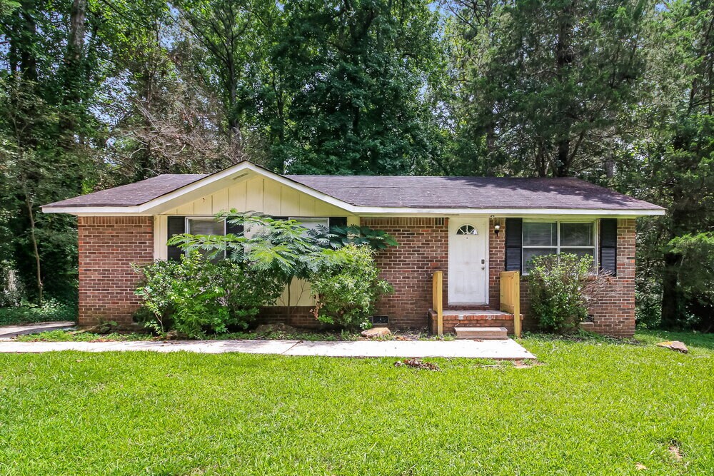 10192 Port Royal Ct in Jonesboro, GA - Foto de edificio