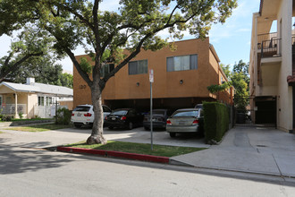 120 S Belmont St in Glendale, CA - Building Photo - Building Photo