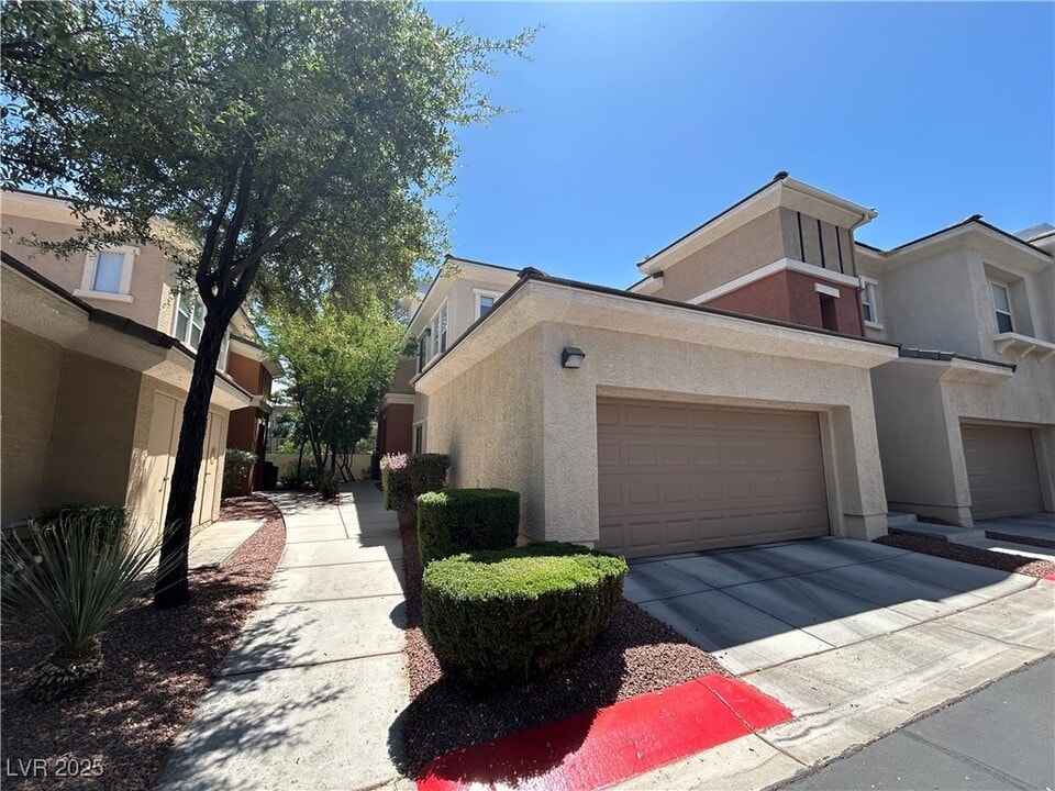 10611 Pedal Point Pl in Las Vegas, NV - Building Photo