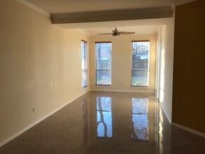1761 Meyerwood Ln S in Flower Mound, TX - Foto de edificio - Building Photo